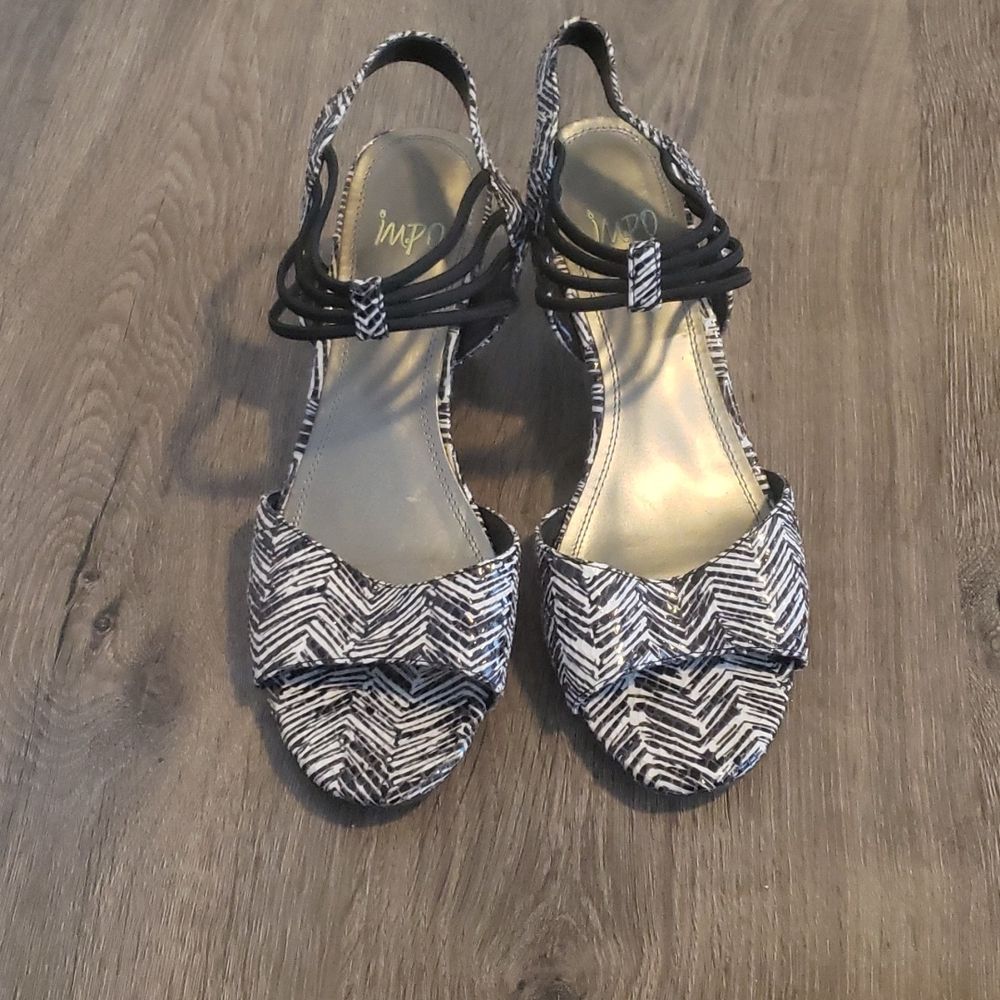 Open toe dress shoes